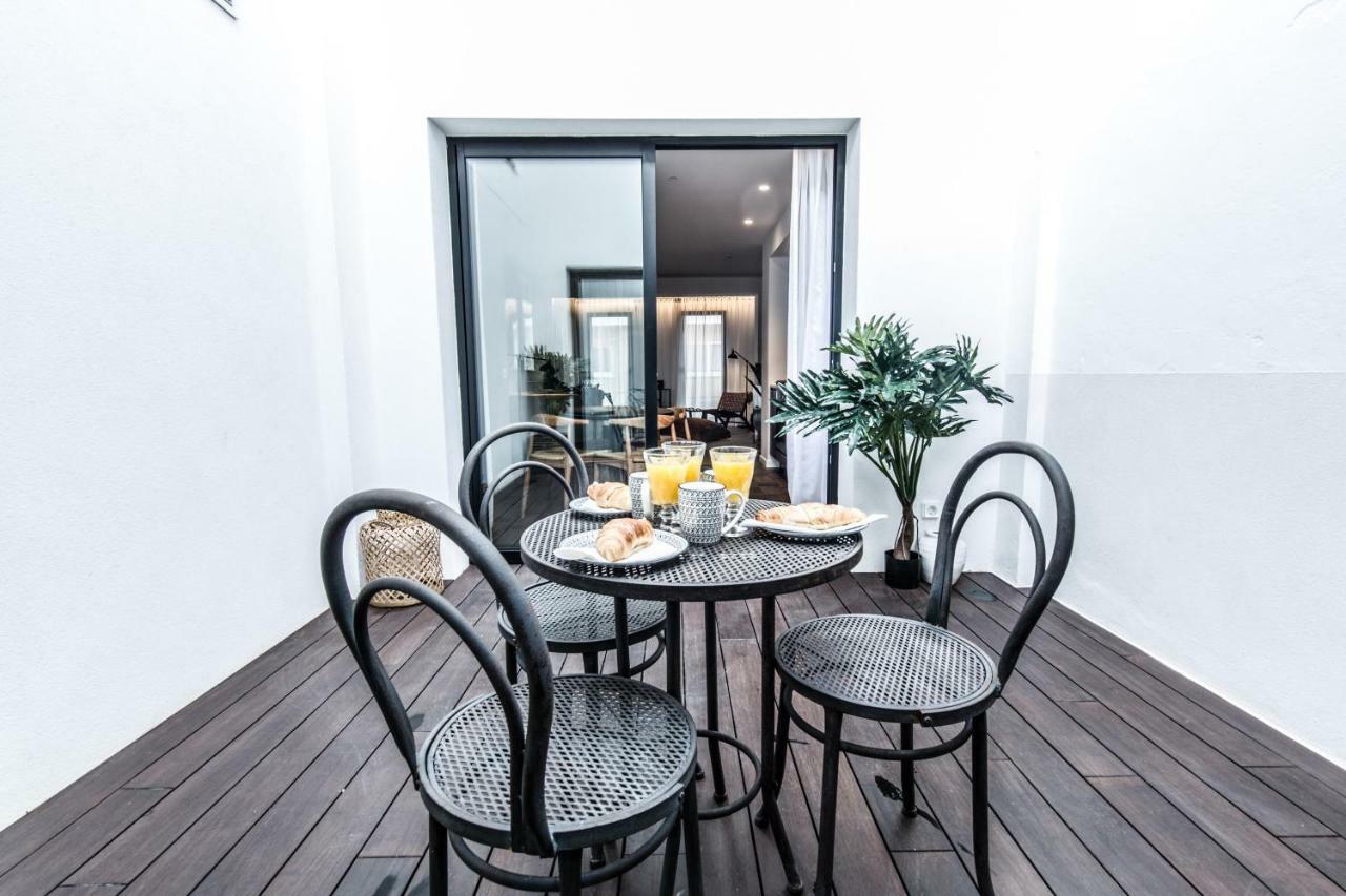 Terreno Suites Palma de Maiorca Exterior foto