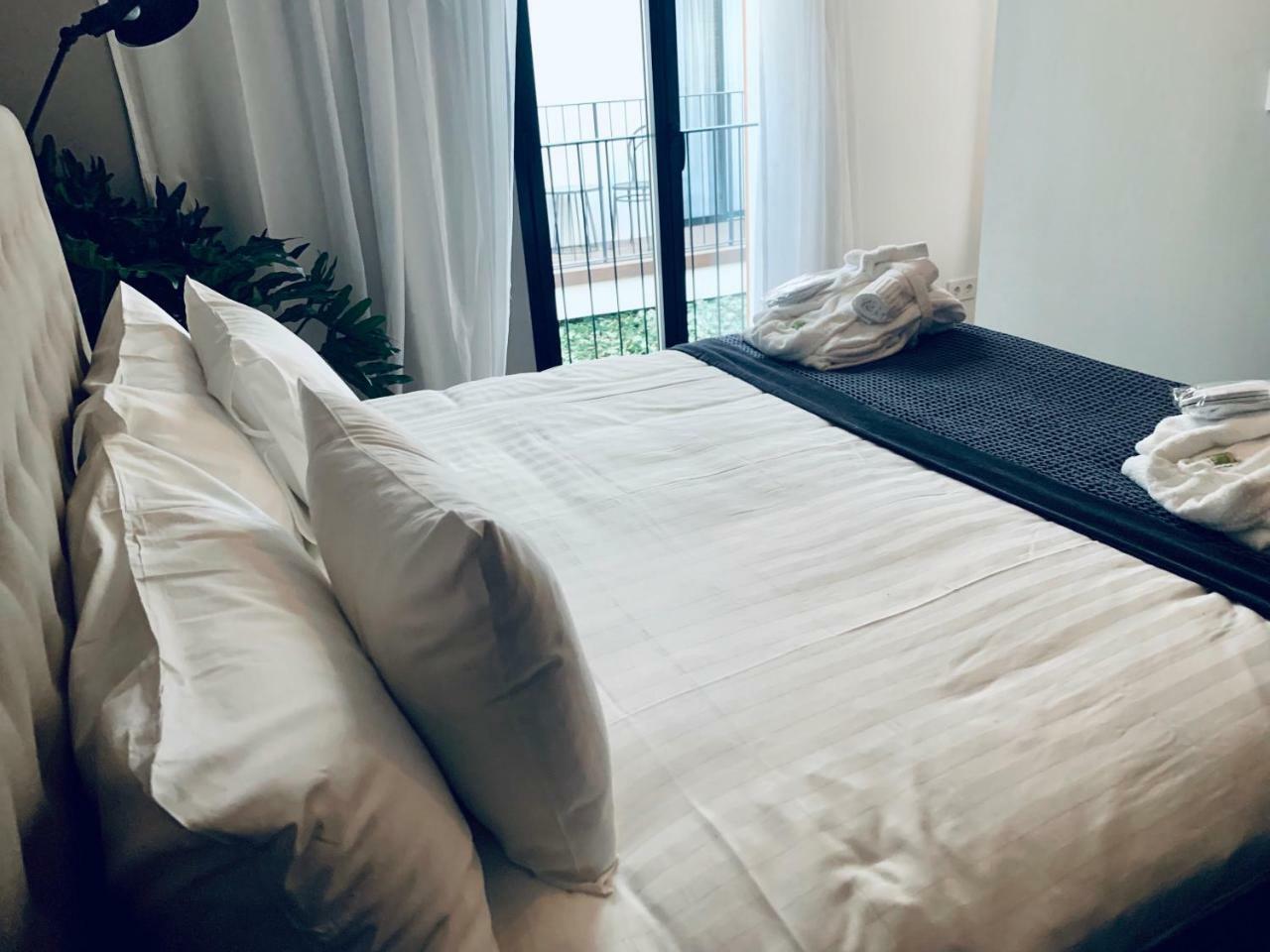 Terreno Suites Palma de Maiorca Exterior foto